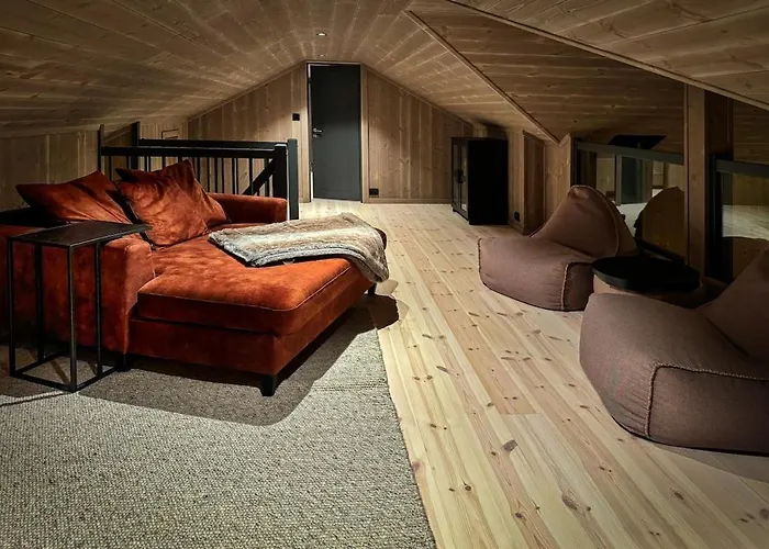 Modern In The Heart Of The Sunnmore Alps Semesterbostad